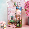 Stavebnice Tonecheer Sakura's Travel