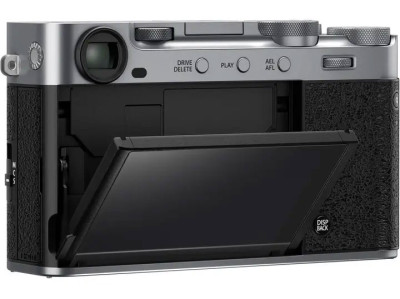 FujiFilm X-E5 body silver + XF 23 mm