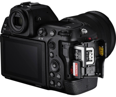 Nikon Z 8 + NIKKOR Z 24-120 f/4 S