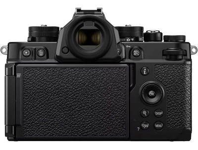 Nikon Z f Silver + 24-105mm f/4-7.1