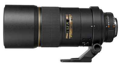 Nikon 300 mm F4D AF-S IF-ED černý