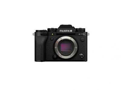 FujiFilm X-T5 body black + XF 16-50 mm