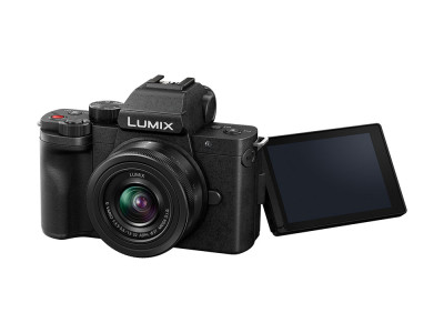 Panasonic Lumix G100D + objektiv 12-32mm
