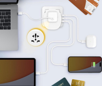 YENKEE YAT UN1 Cestovní adaptér univerzální VIGO