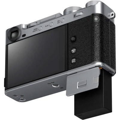 FujiFilm X-E5 body silver