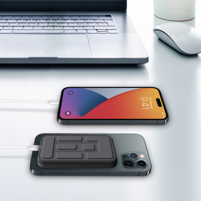 YENKEE YPB 501 MagSafe PB 5000 BK SILIC