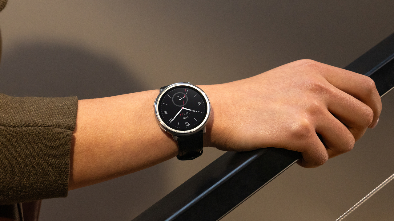 Chytré hodinky Amazfit Active 2 displej