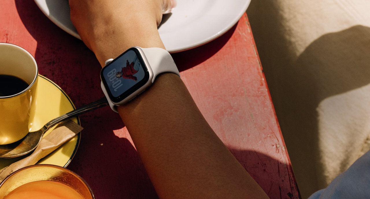 Chytré hodinky Apple Watch Series SE 3 (2025) chytrá sada