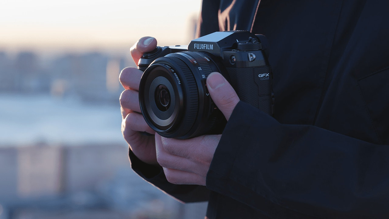 Digitální fotoaparát FujiFilm GFX 100S II, pokročilý snímač