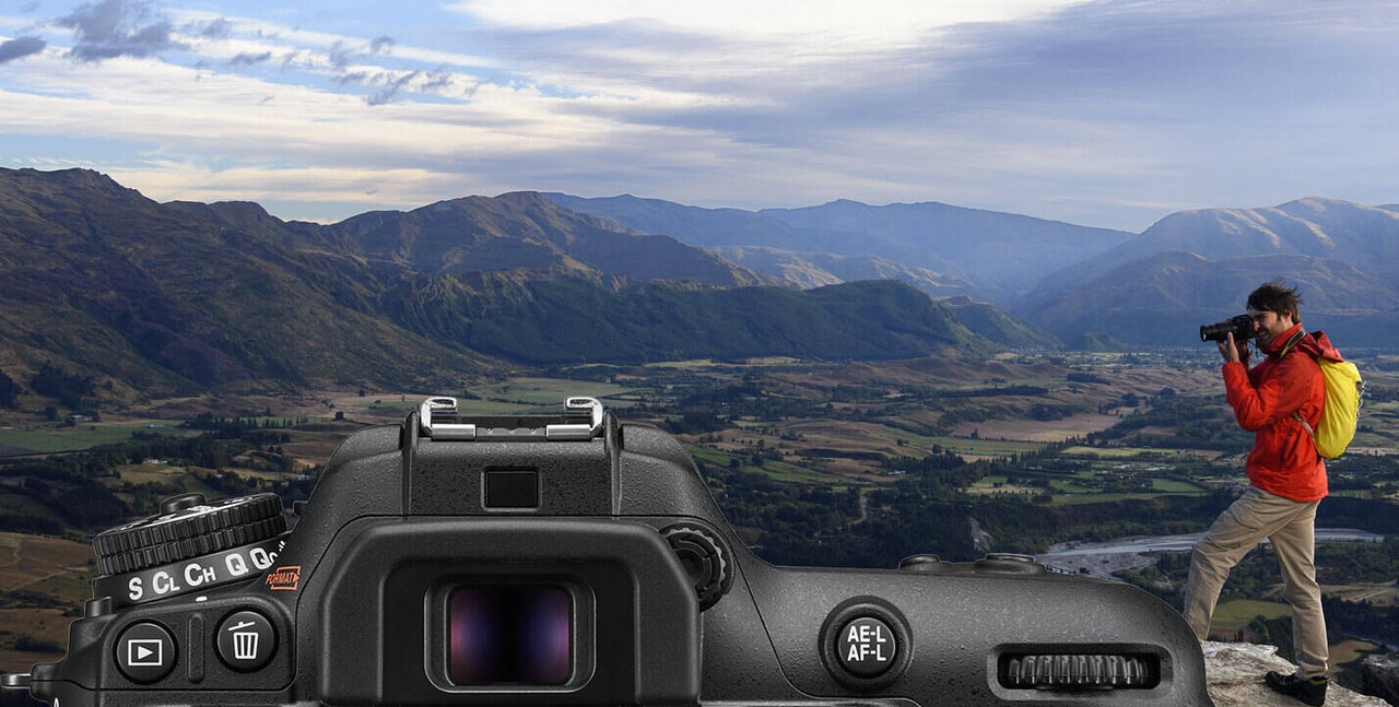 Digitální jednooká zrcadlovka Nikon D7500, dotykový displej