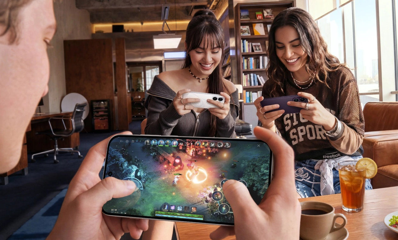 Mobilní telefon OPPO Reno16 5G, výkon