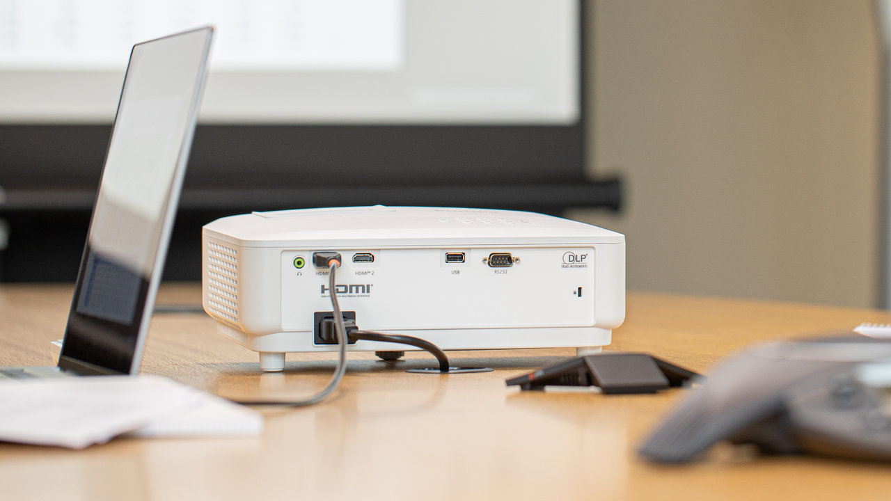 Kancelářský projektor Philips ProPix 850