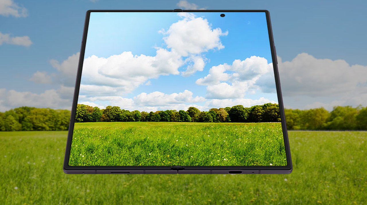 Mobilní telefon Samsung Galaxy Z Fold8 Ultra 5G, displej