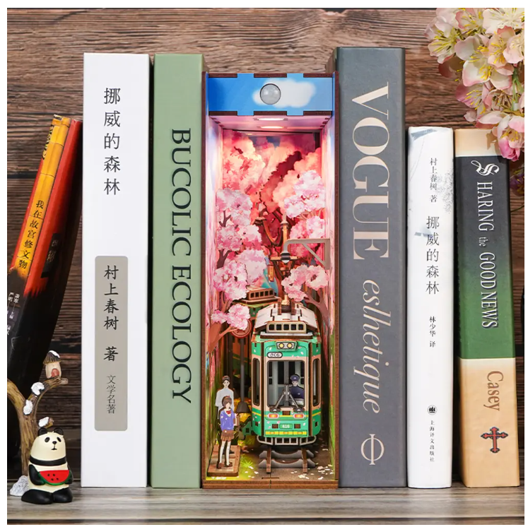 Knižní zarážka 3D Stavebnice Tonecheer Sakura's Travel