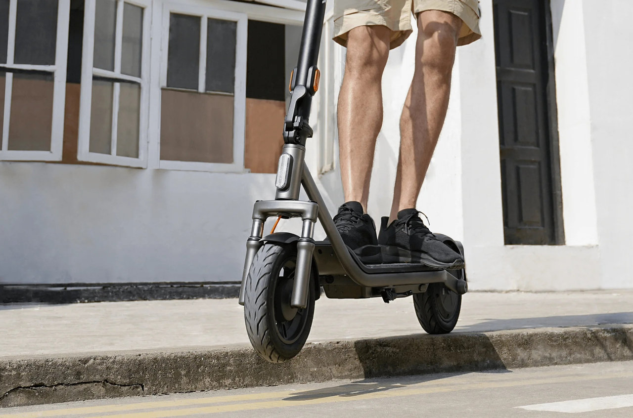 Elektrická koloběžka Xiaomi Electric Scooter 6 Lite