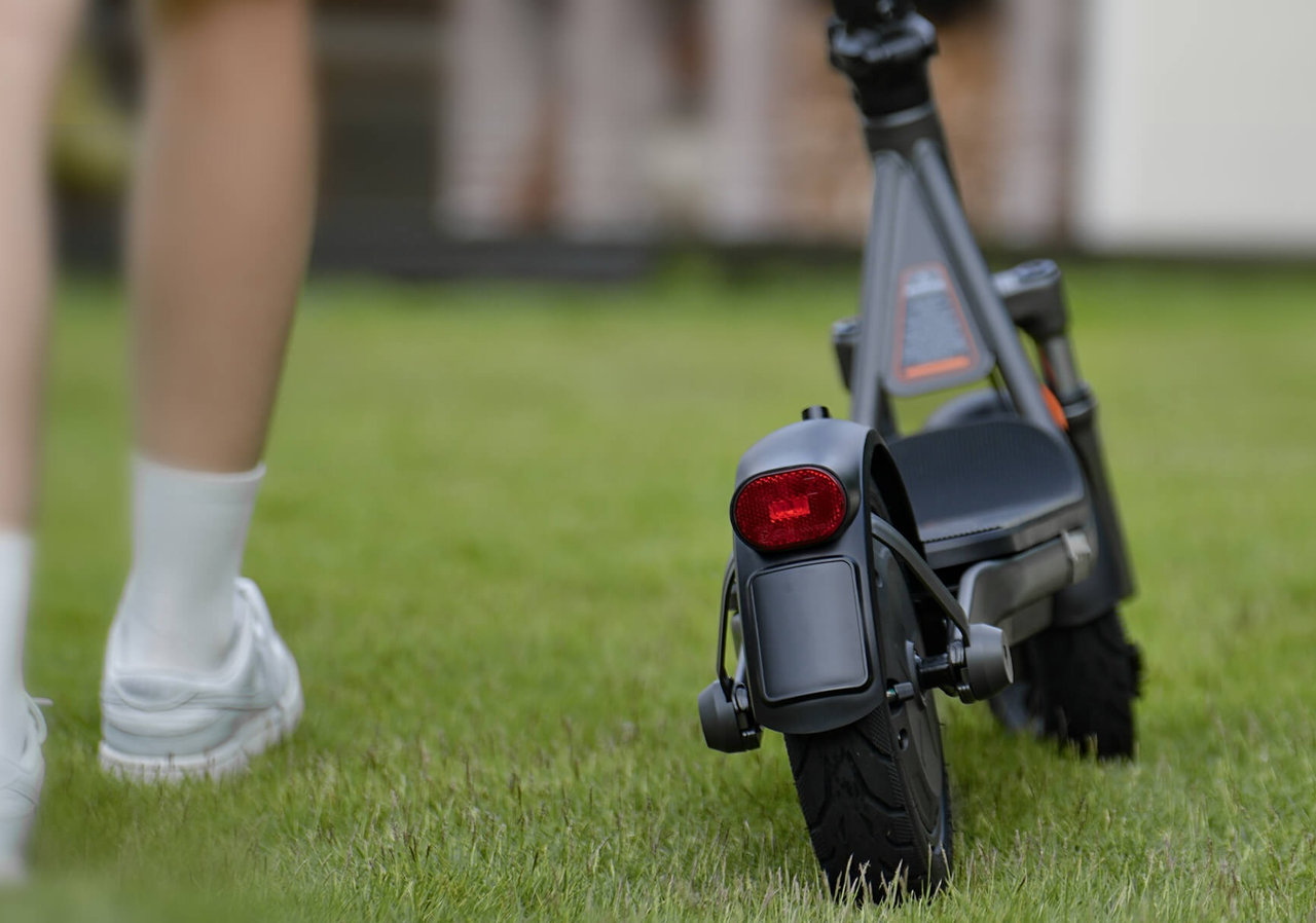 Elektrická koloběžka Xiaomi Electric Scooter 6 Lite