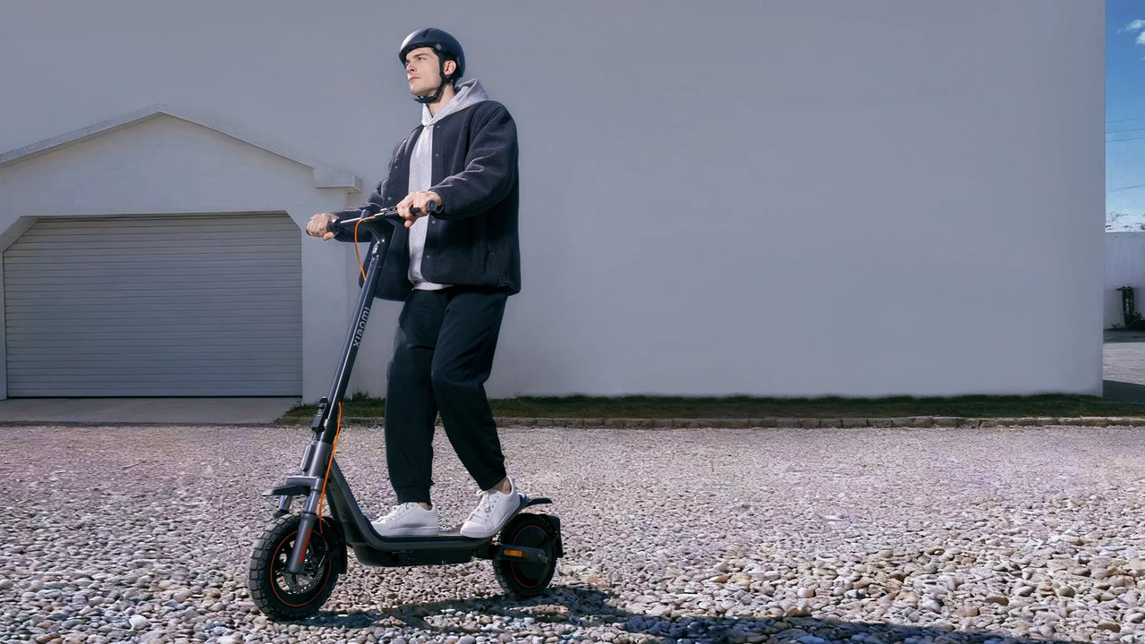 Elektrická koloběžka Xiaomi Electric Scooter 6 Pro