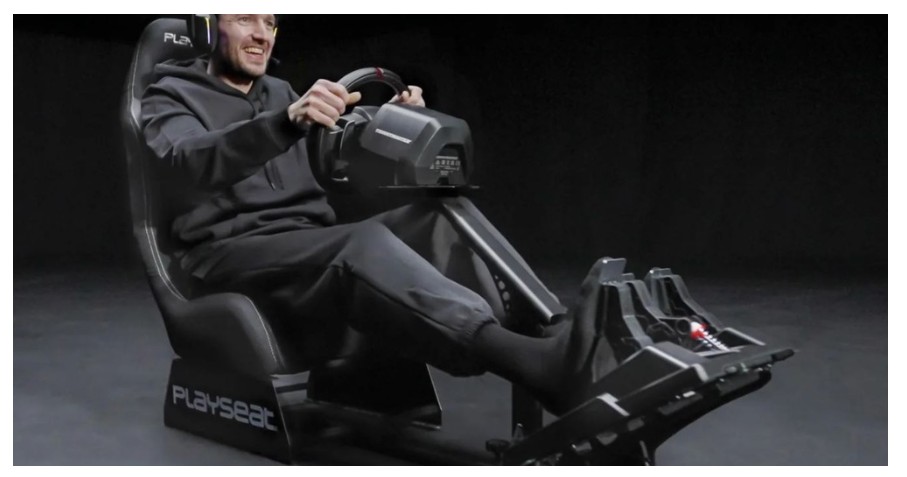 Závodní kokpit Playseat Evolution black ActiFit