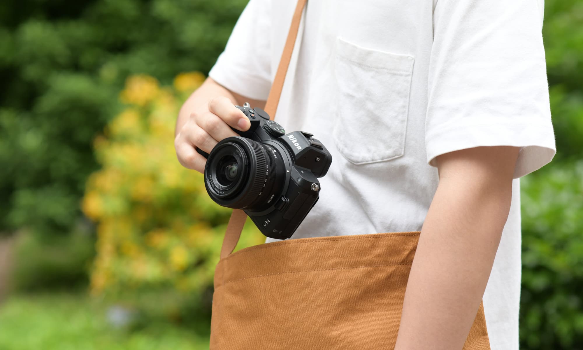 4_nikon_z5_body_telo.jpg
